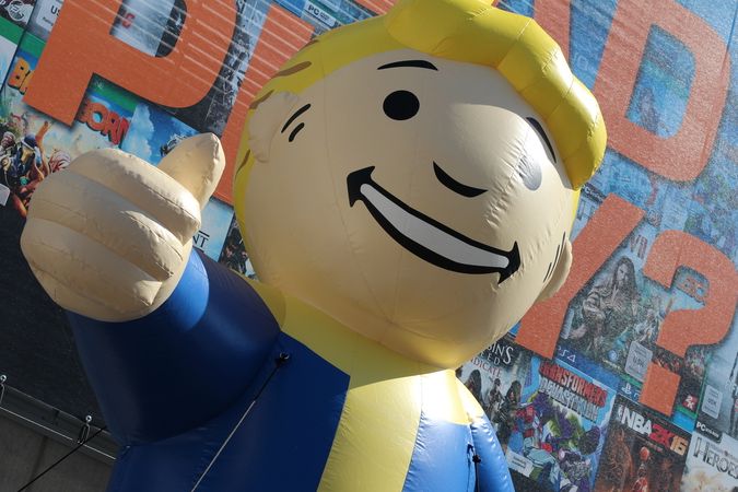 V Plzni ukradli obřího nafukovacího paňďuláka i s kompresorem