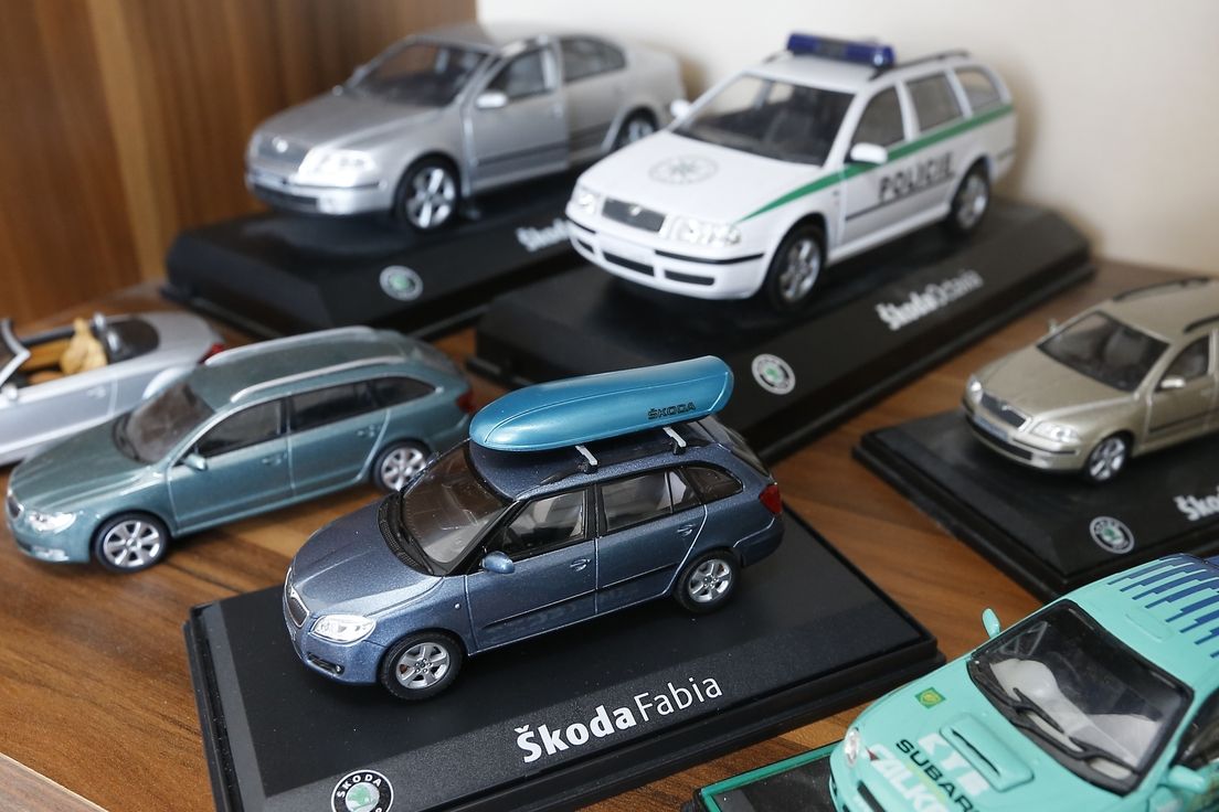 Sběratel chtěl nová autíčka. Nedostal ani kolečko a přišel o 40 tisíc