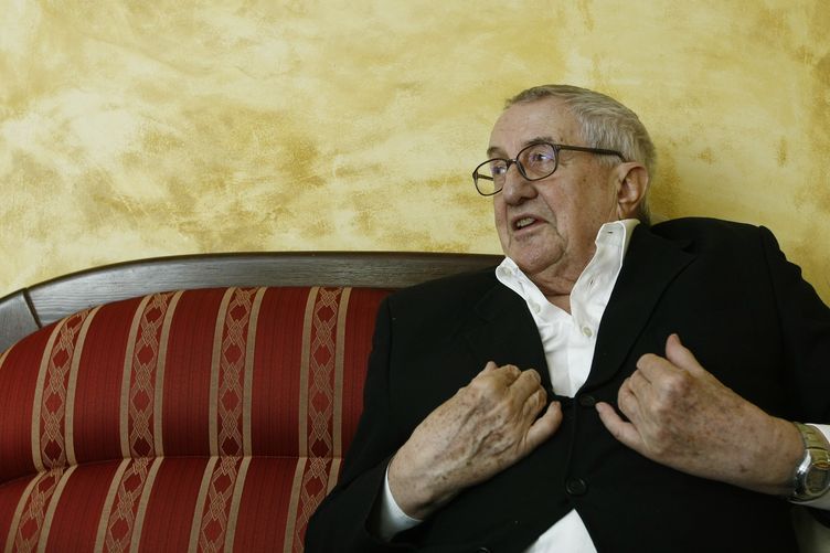 Smuteční rozloučení s Vladimírem Páralem proběhne v Mariánských Lázních