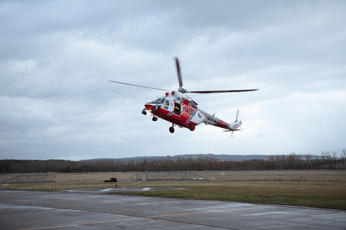 Řidička škodovky narazila na Plzeňsku do stromu, na místě zemřela