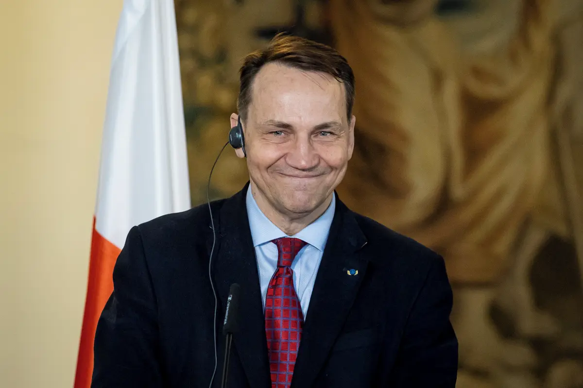 Provokace se minula účinkem, Češi si notují s Poláky a krteček vytáhl RPG