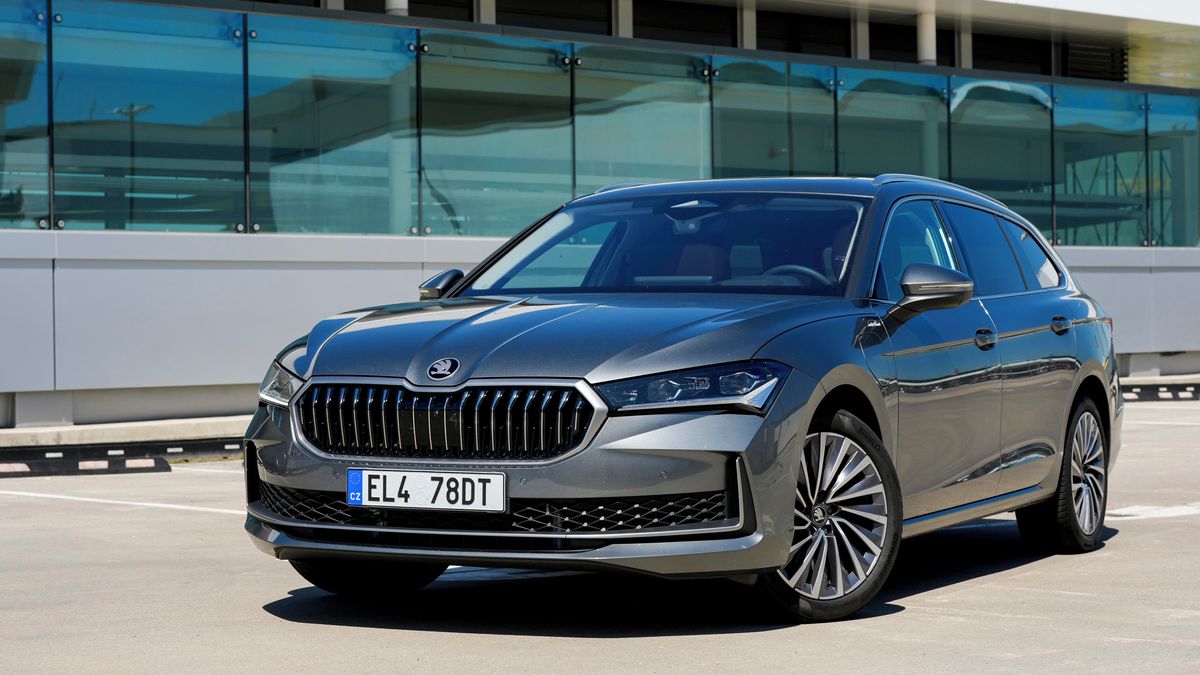 Jak se žije s plug-in hybridním kombi? Závěr dlouhodobého testu Škody Superb