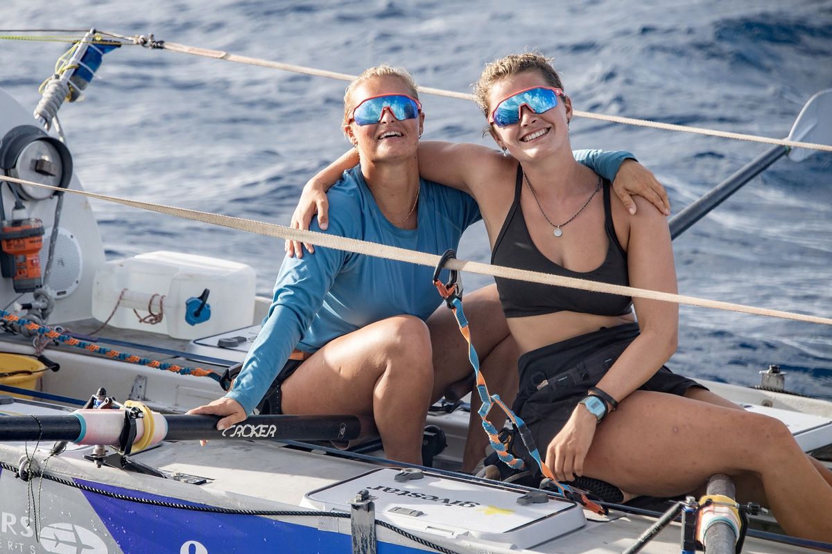 Dvě Britky jako první ženy veslovaly non-stop přes Tichý oceán