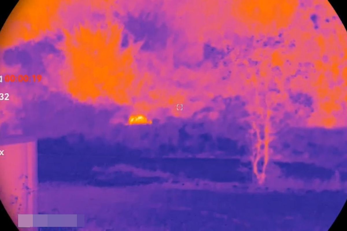 Téměř devadesátiletý muž se nevrátil domů z procházky. Policie ho našla u jezu