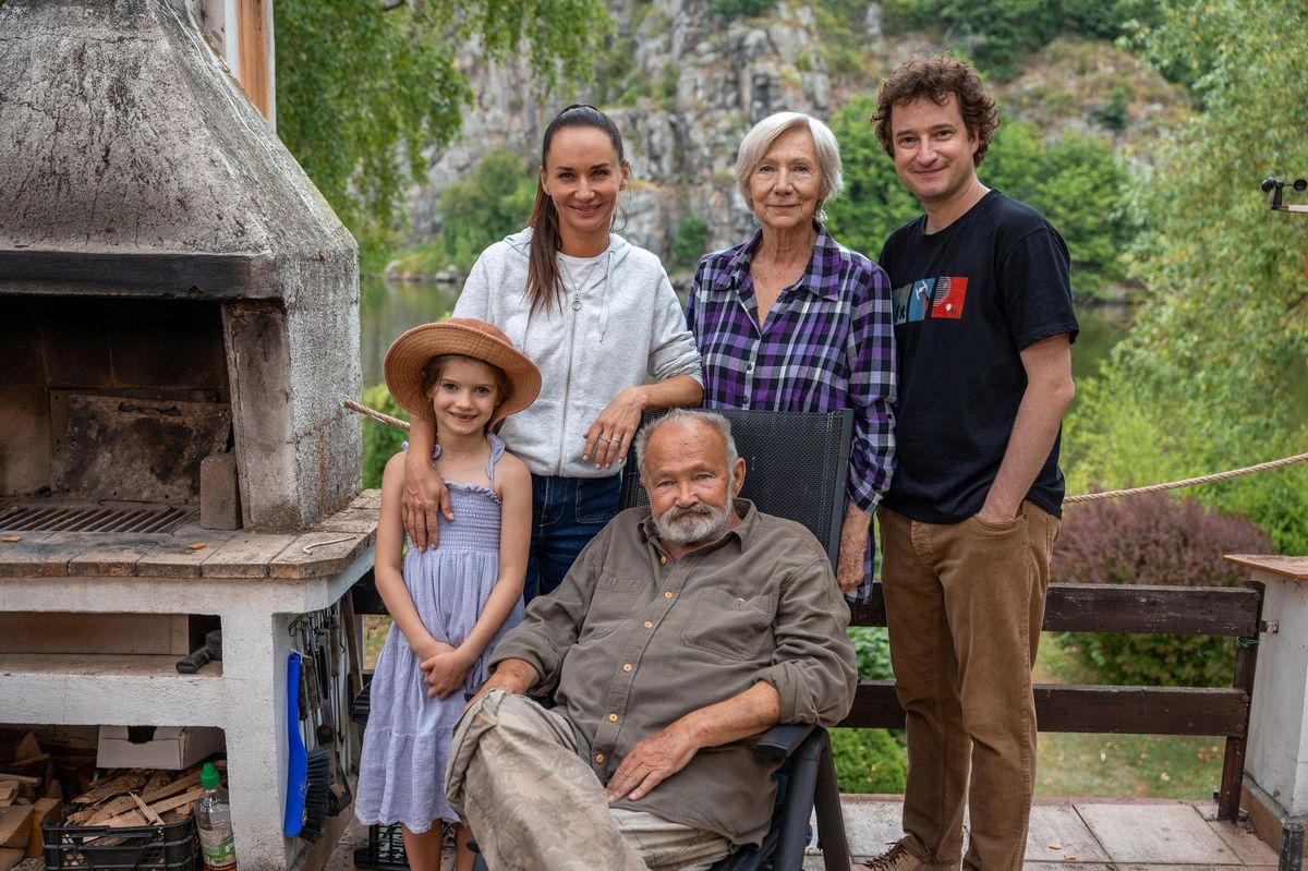 Rudolf Hrušínský ml. jako Vlastimil Pešek pamatuje začátek Ulice. Teď se stěhuje, ze seriálu ale nezmizí