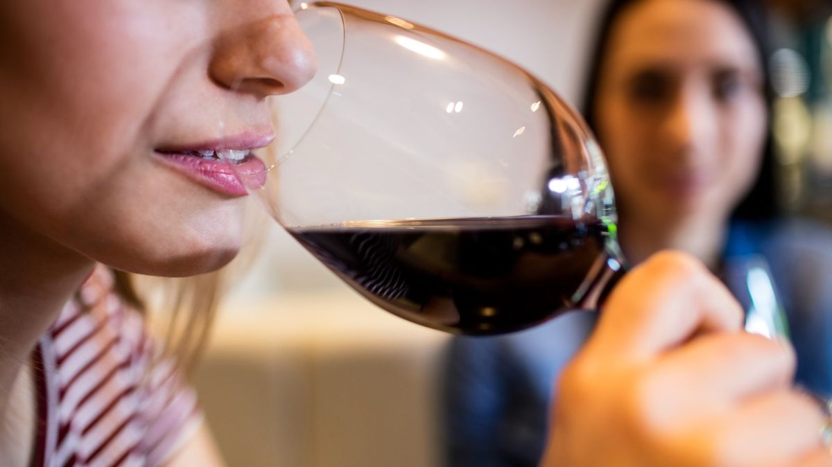 Ženy z generace Husákových dětí své splíny často řeší alkoholem