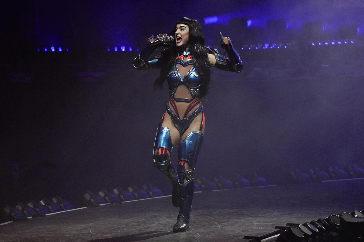 RECENZE: Katy Perry povýšila kýč na vrchol koncertu