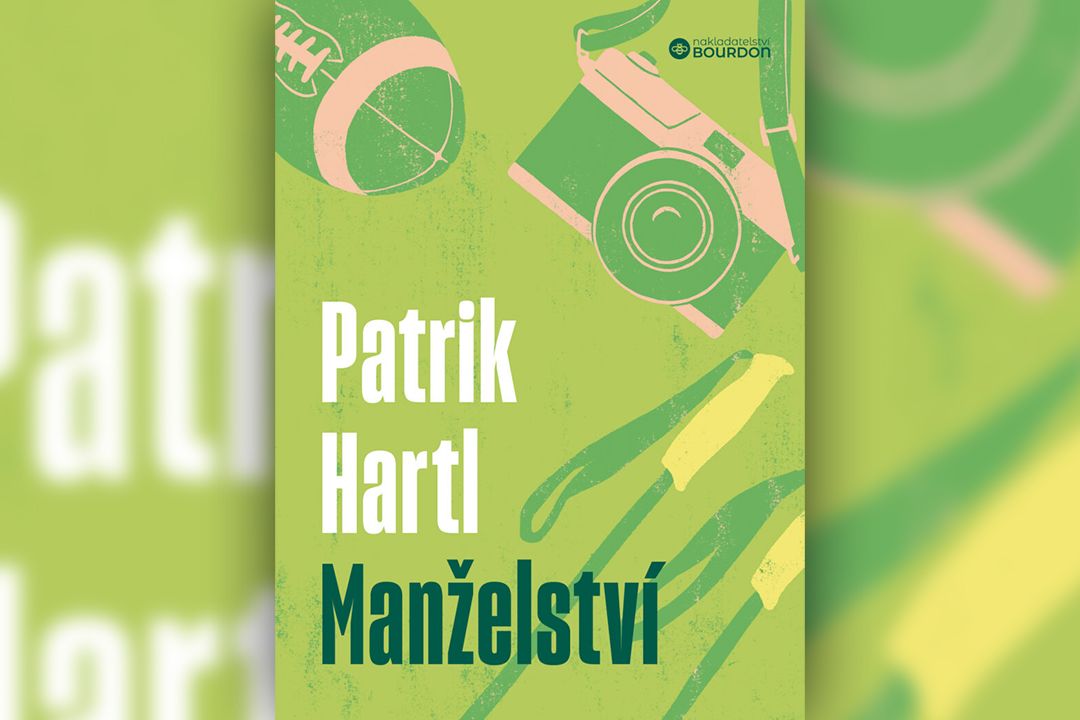 RECENZE: Nová kniha Patrika Hartla Manželství neurazí, ani nenadchne