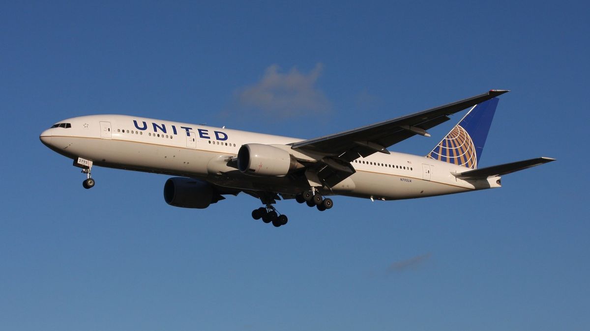 Cestující na palubě vytratil laptop. Letadlo se muselo vrátit