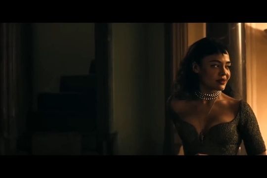 RECENZE: Hedda nabízí temně smyslnou a stylisticky dotaženou reinterpretaci Ibsenovy klasiky