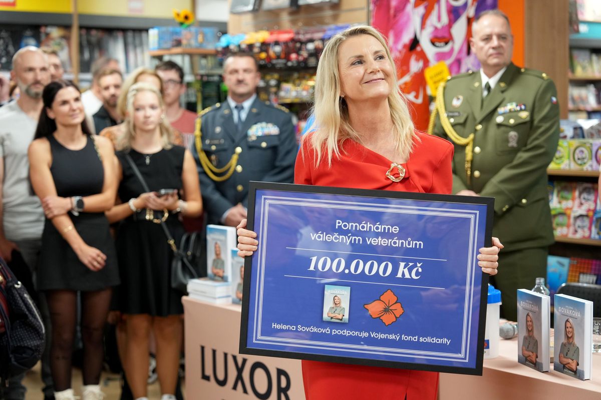 Helena Sováková strávila celý život v uniformě. Válečným veteránům pomáhá dodnes