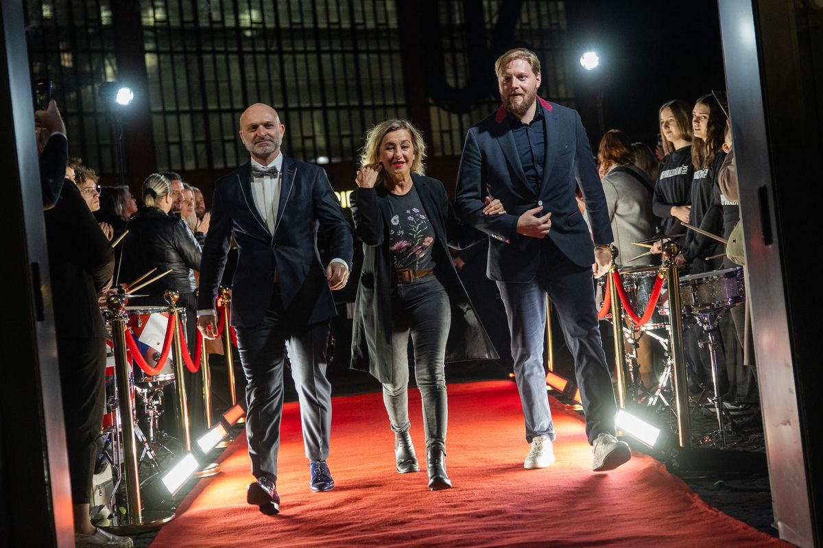 Velkolepá i dojemná premiéra filmu Neporazitelní v Ostravě