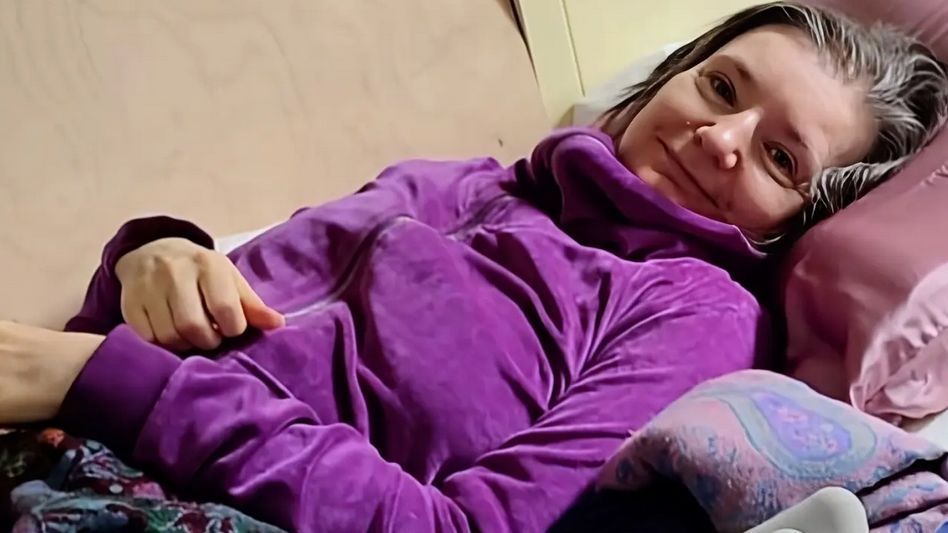 Dvacet let trpí nesnesitelnými bolestmi, které ji upoutaly na lůžko. Její největší přání je dostat se do přírody