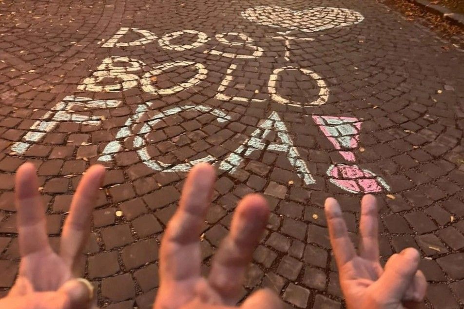 Nedělejte si na mně kampaň, vyzval politiky mladý strůjce křídové revoluce na Slovensku