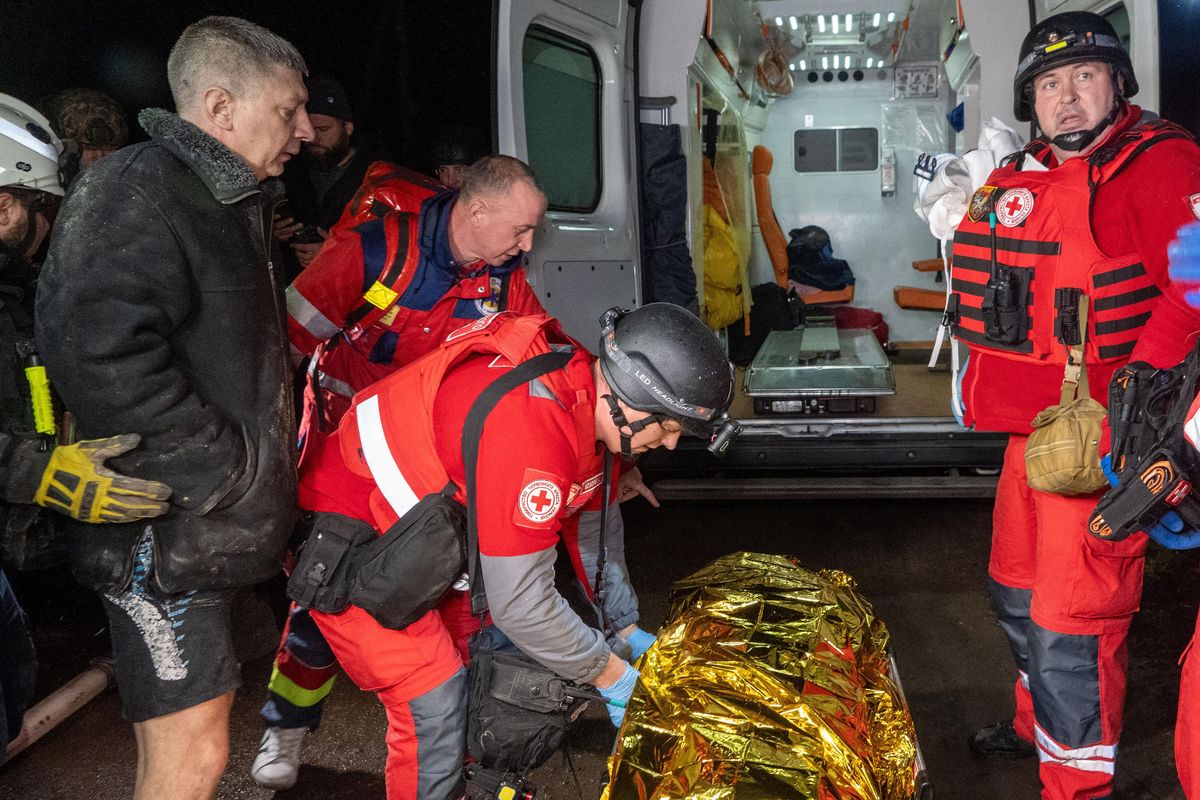 Nejméně čtyři mrtví po dalším úderu na Charkov