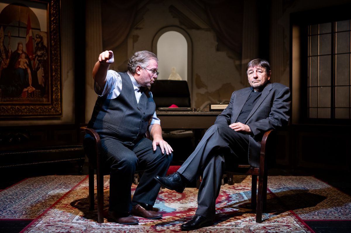 V Ostravě uvedou českou premiéru Kardinální chyby. Tématem je rub a líc katolické církve