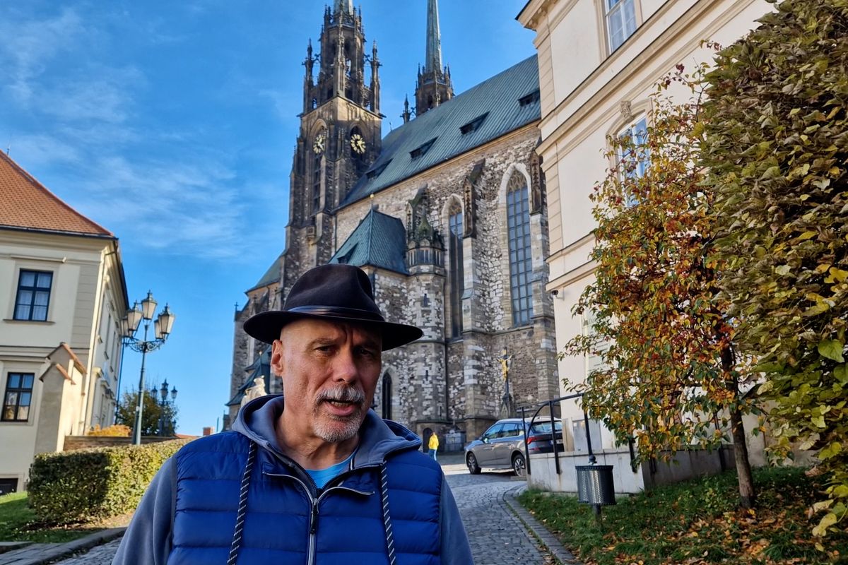 Bitva u Slavkova jako symfonie pro padesátičlenný orchestr a chrámové varhany