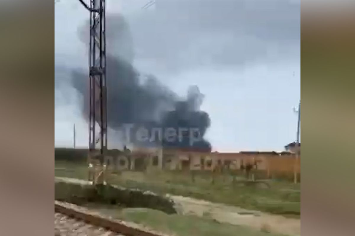 V Rusku se zřítil vrtulník poblíž obytné oblasti