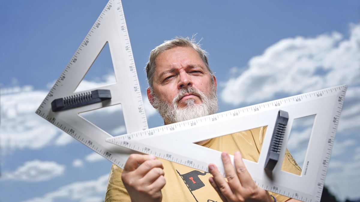 Líný učitel Robert Čapek: Každý žák by měl dostávat takové úkoly, na které stačí