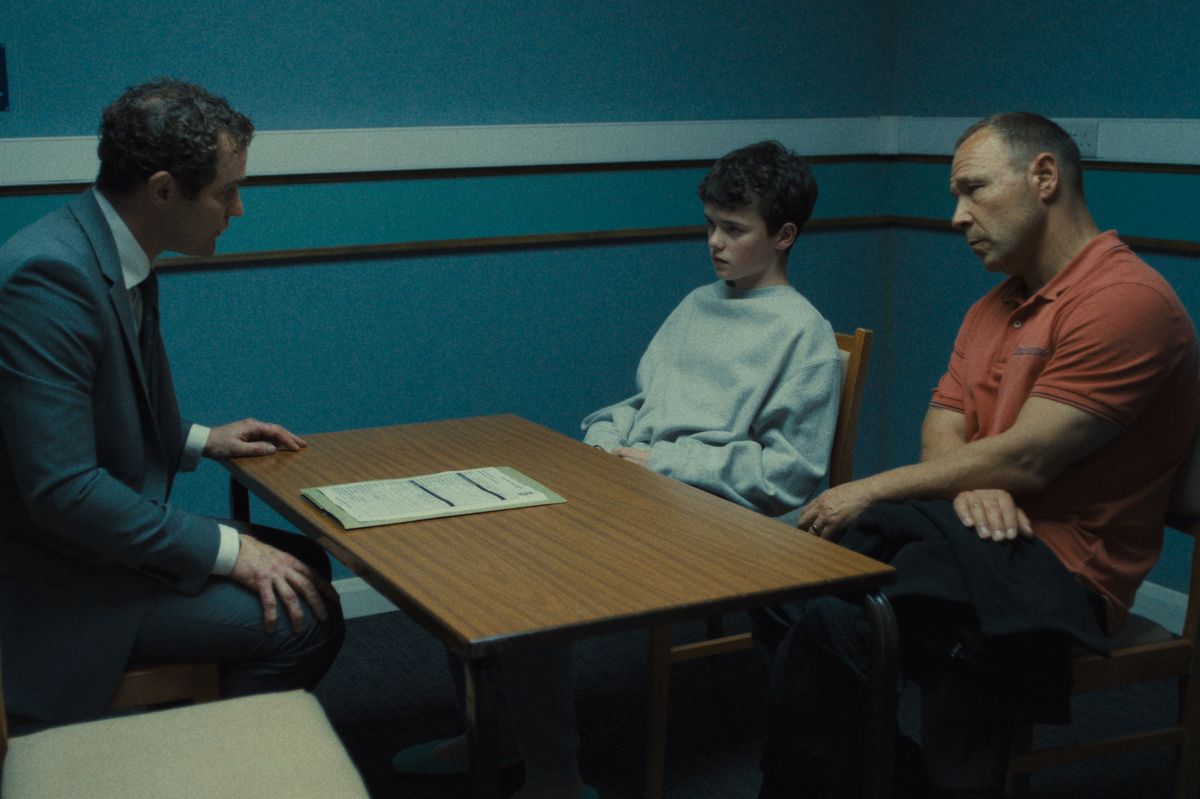 Streamingové platformy loni sázely hlavně na temnotu, nátlak a moc.