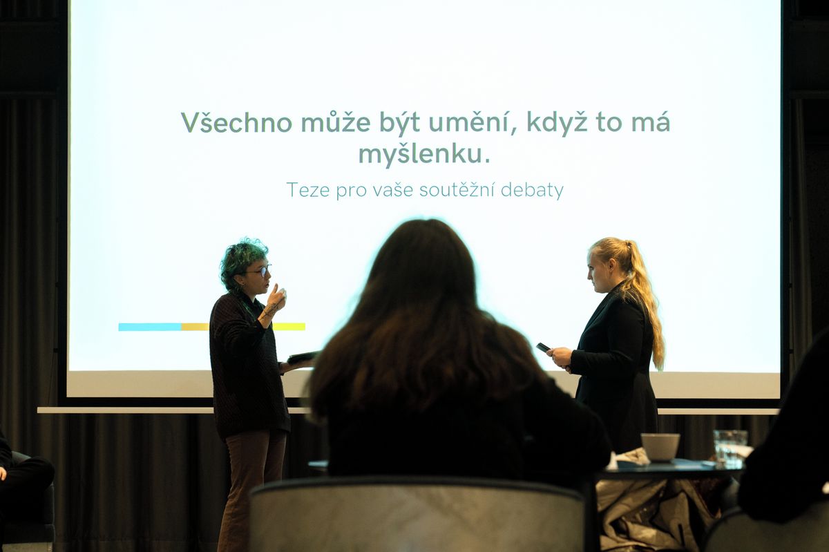 V Kunsthalle debatují středoškoláci o umění. Projekt rozvíjí kritické myšlení i schopnost naslouchat