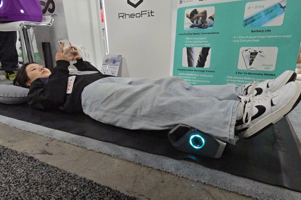 CES 2026: Automatický masér zregeneruje celé tělo z pohodlí domova