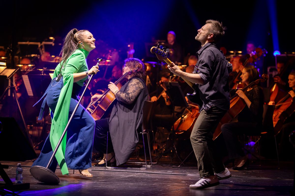 RECENZE: Nepřekvapivý, ale důstojný hold Davidu Stypkovi v podání Miraie, Farne a Tiché