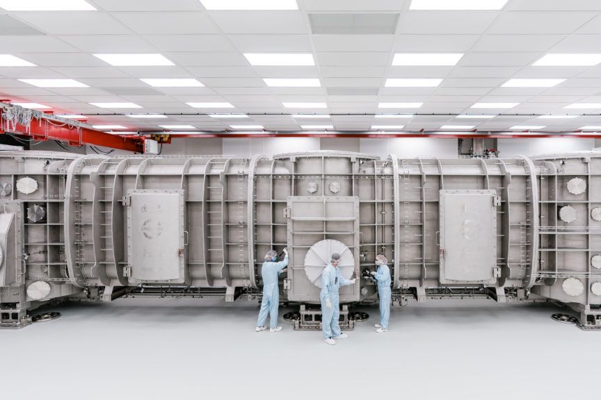 O stabilitu nejvýkonnějšího laseru v Česku se stará umělá inteligence