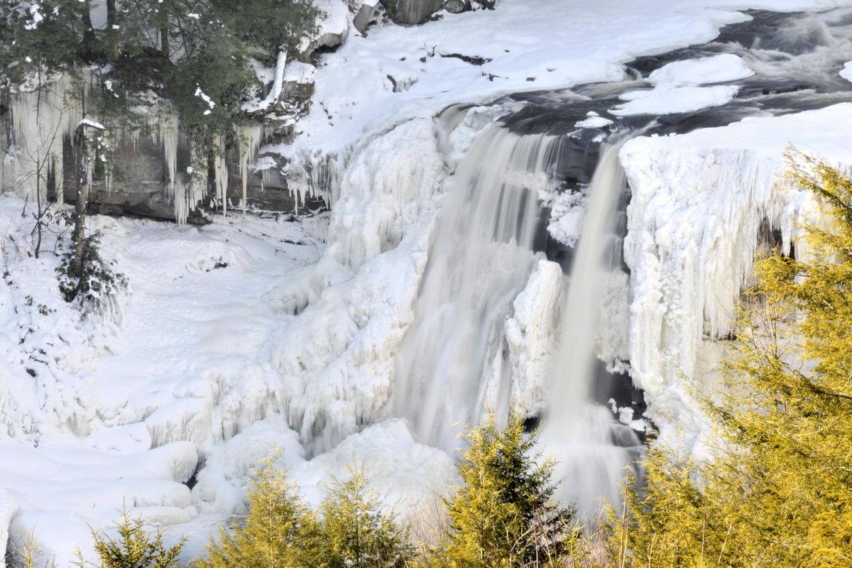 Rozmary počasí v USA: Za deset hodin se na jednom místě oteplilo o 38 stupňů