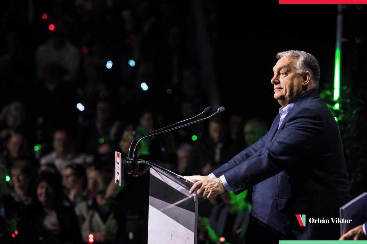 Orbán před volbami přikládá pod kotel. Hrozbou prý není Rusko, ale Brusel