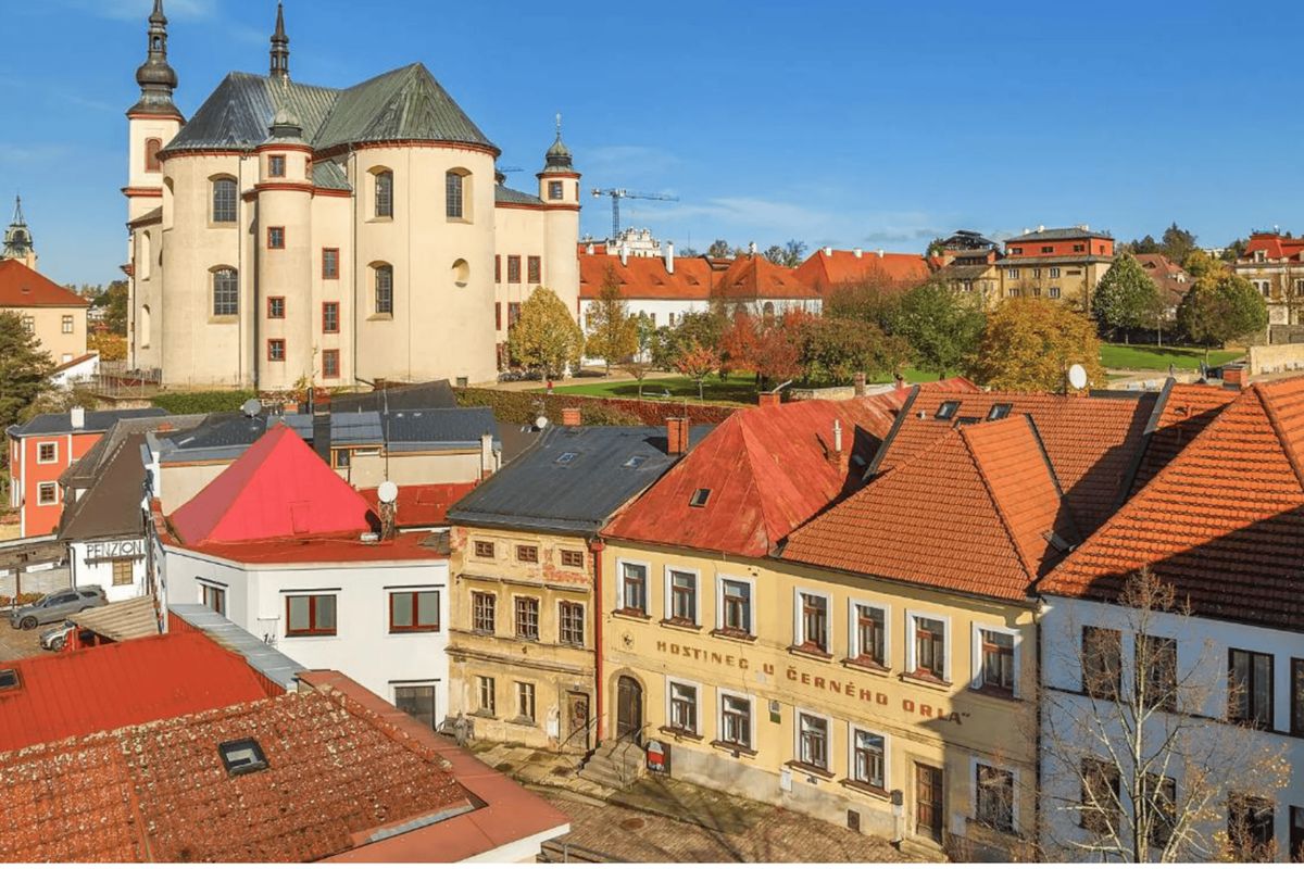 Ikonický hostinec U Černého orla v Litomyšli zachrání mecenáška