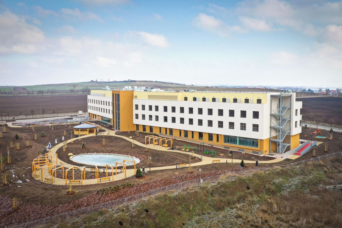 Nejmladším lázeňským komplexem v Česku je Sanatorium Pálava. První pacienty přivítá v létě