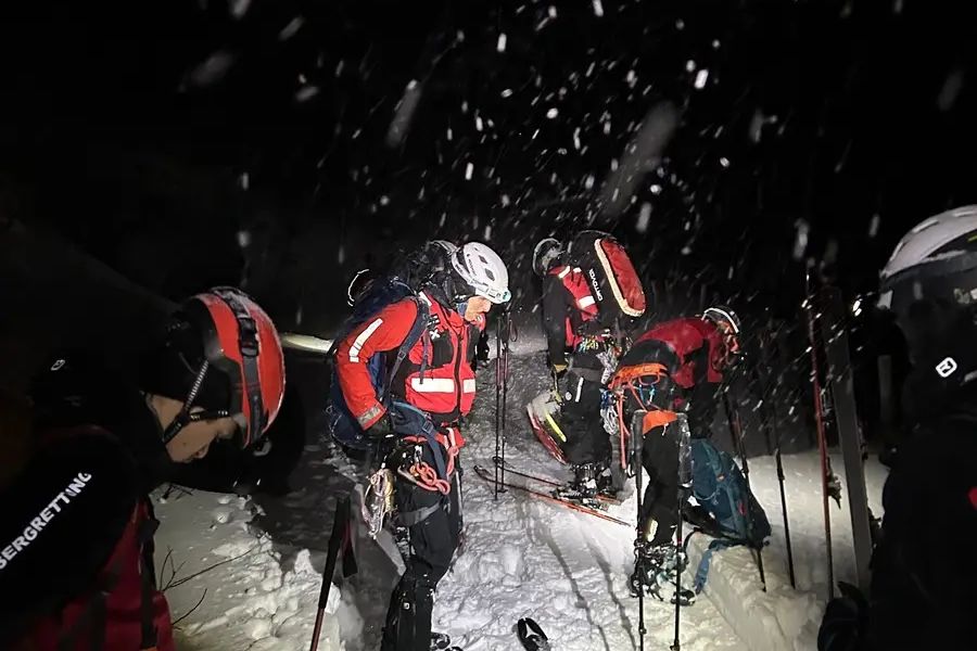 Dolnorakouští záchranáři tahali z potíží čtyři běžkaře z Česka