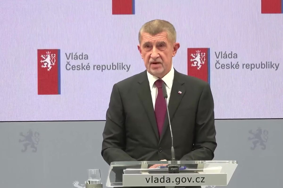 Babiš chce špičkové přístroje za desítky milionů, nemocnice je už dávno používají