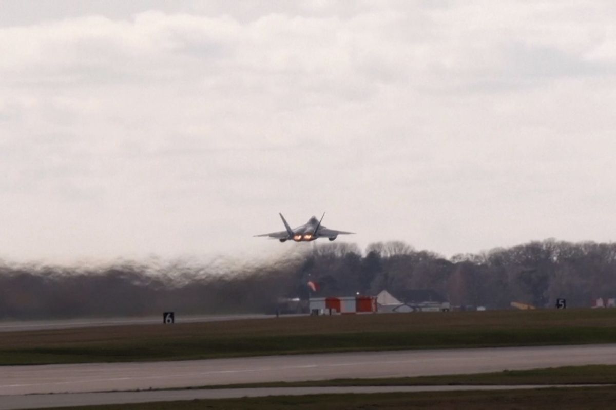Nejdřív Izrael a pak až my. Trumpovi poradci upřednostňují izraelský útok na Írán jako výhodnější