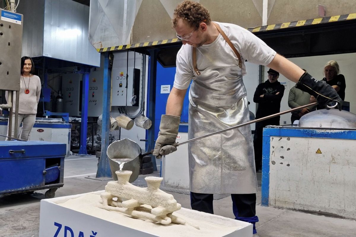 V Tupesech odlévají relikviář pro první blahořečené oběti totality