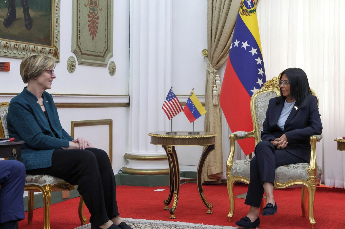 Venezuelská prezidentka Rodríguezová jednala s chargé d'affaires USA