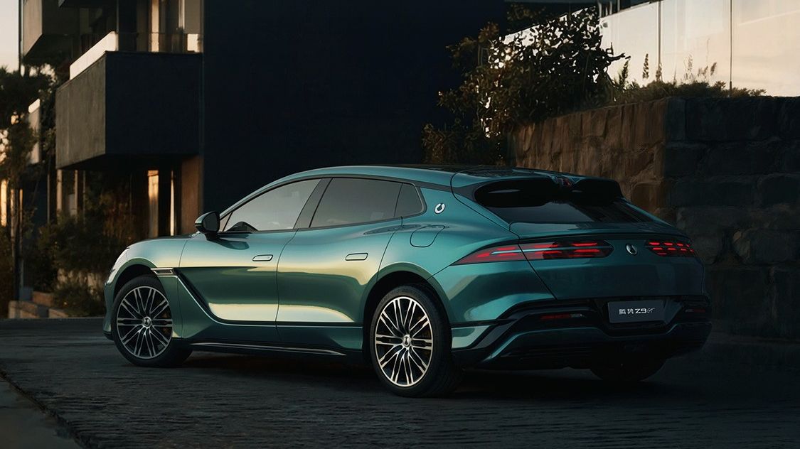 Čínský BYD uvádí elektromobil s nejdelším dojezdem na světě