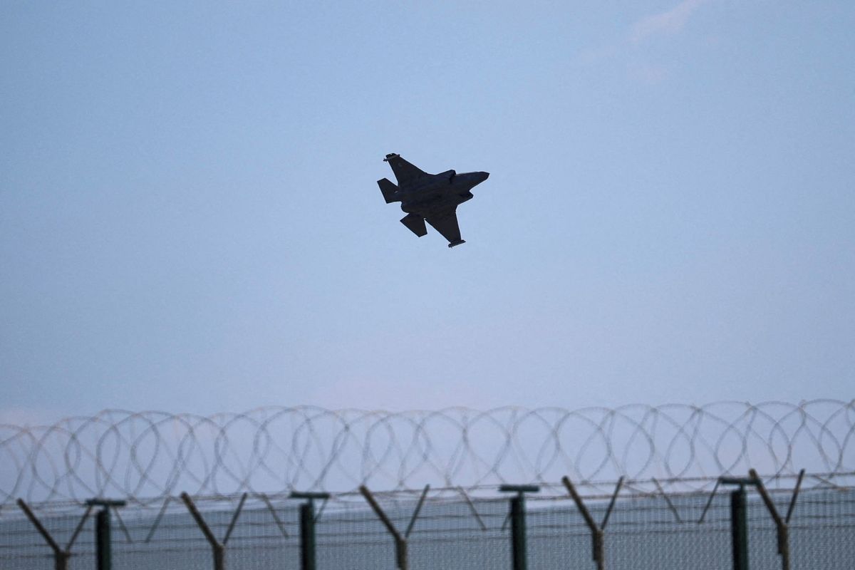 Írán avizuje raketové útoky na Kypr