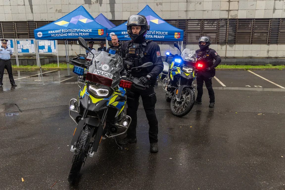 Policie od Prahy získá peníze na speciální motorky