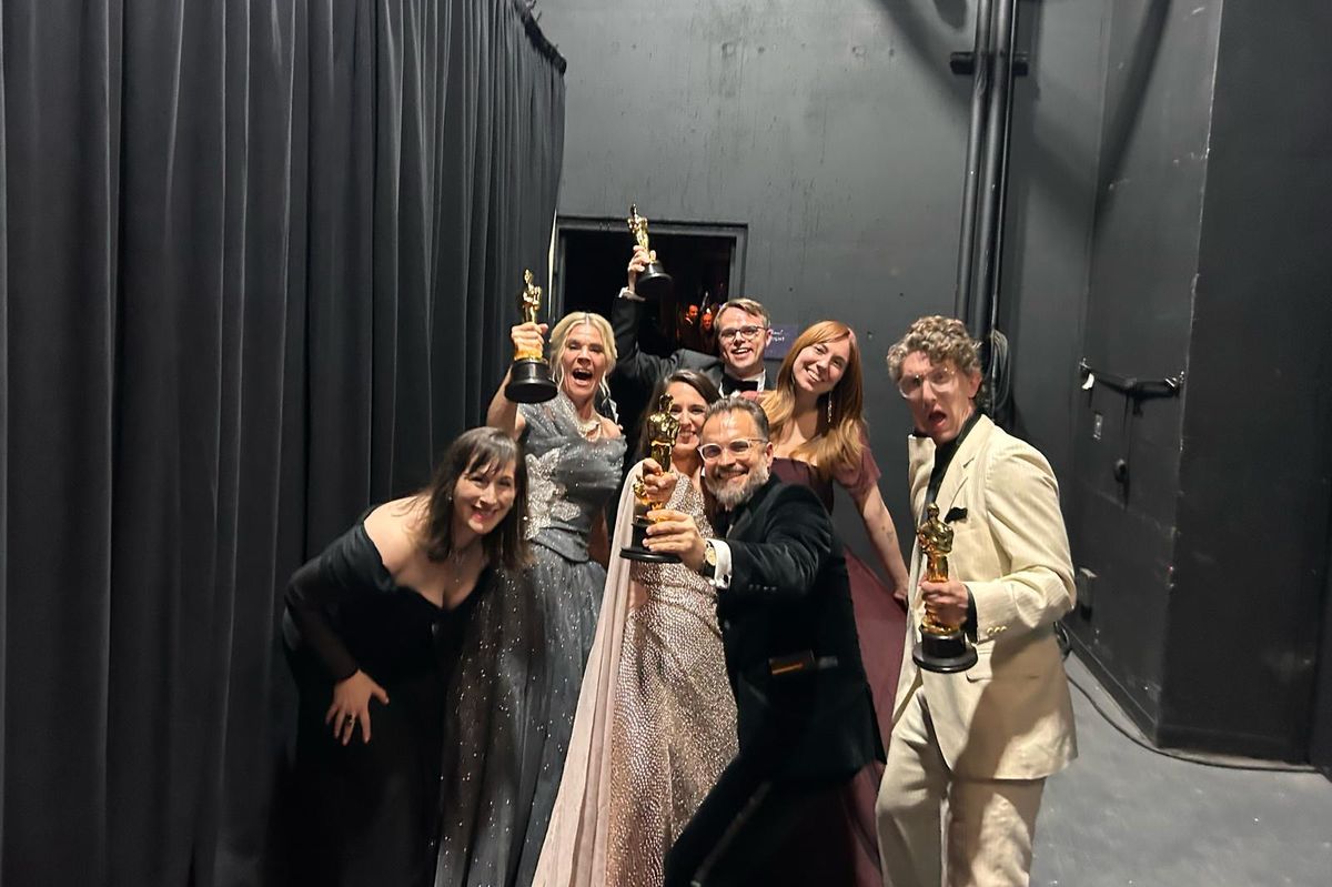 Už i Babiš sdílel gratulaci filmařům k Oscarovi pro Česko za film Pan Nikdo proti Putinovi