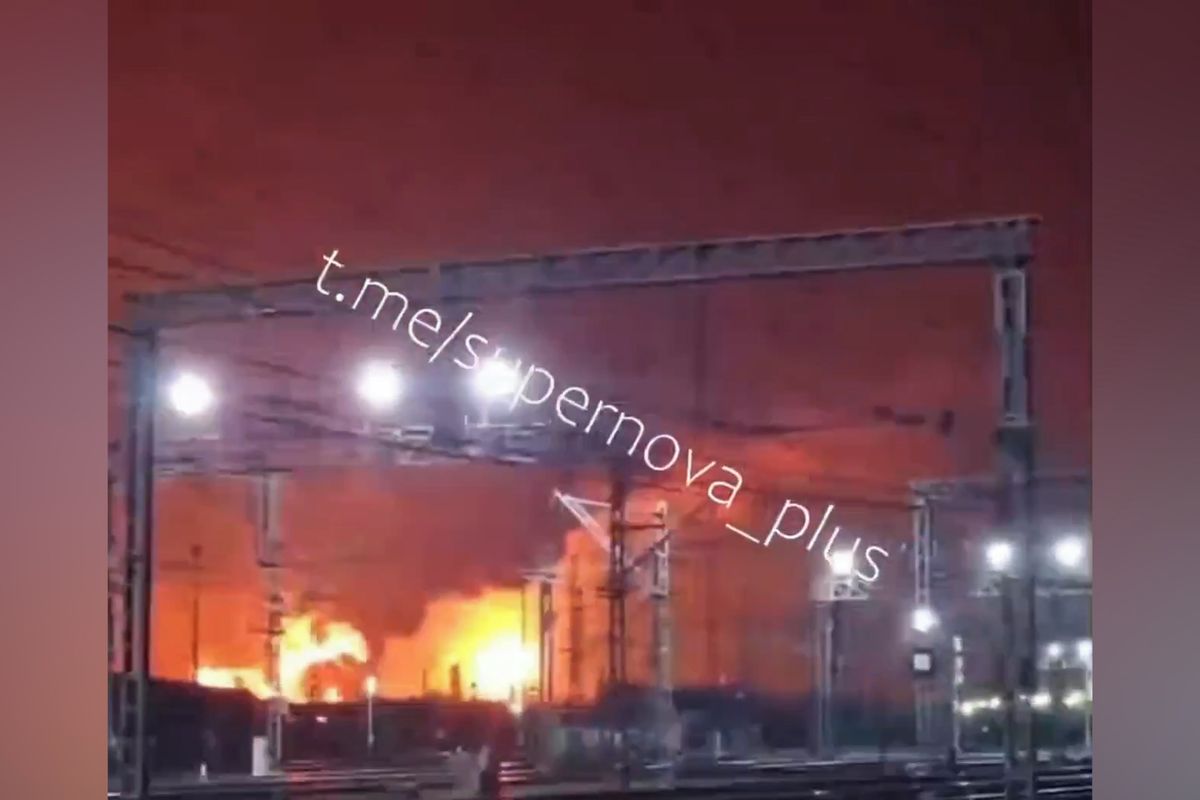 Třetí noc útočily drony na Leningradskou oblast