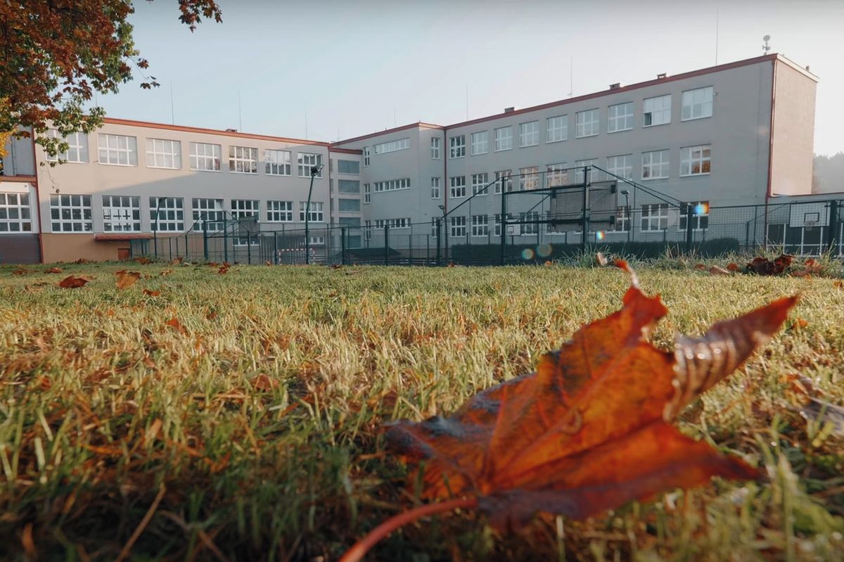 Polovina učitelů humpolecké školy dala výpověď, ředitelka rezignovala