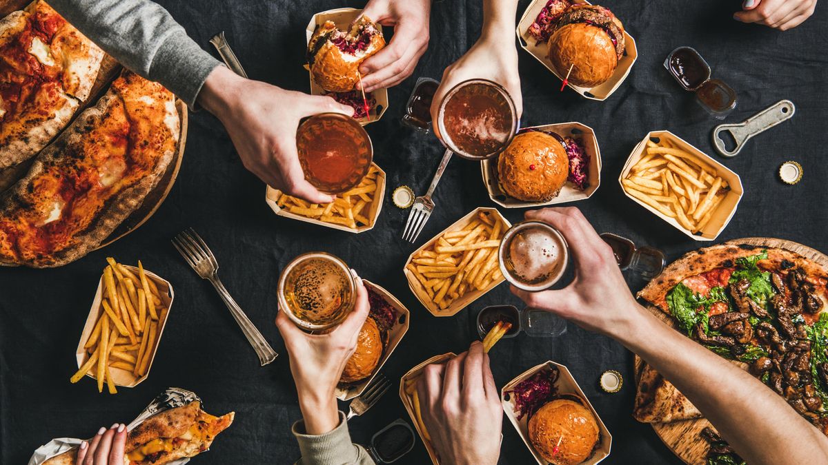 Nedokážete skoncovat s fastfoodem a chipsy? Jsou schválně vytvořeny tak, aby byly návykové