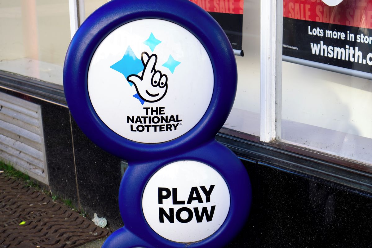 V britské loterii propadla výhra téměř 300 milionů. Sázející se o ni ve lhůtě 180 dnů nepřihlásil