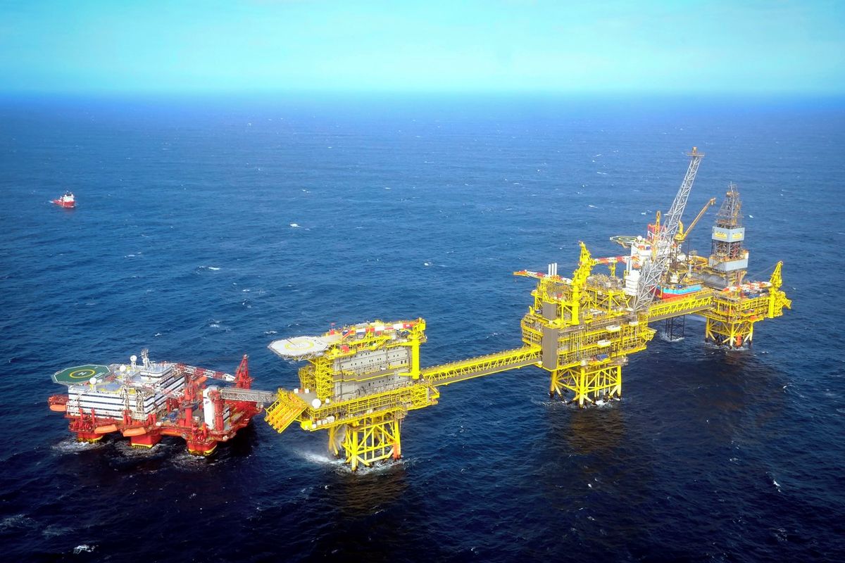 Vrtej, baby, vrtej. Trump tlačí na Británii, aby rozšířila těžbu ropy a plynu v Severním moři