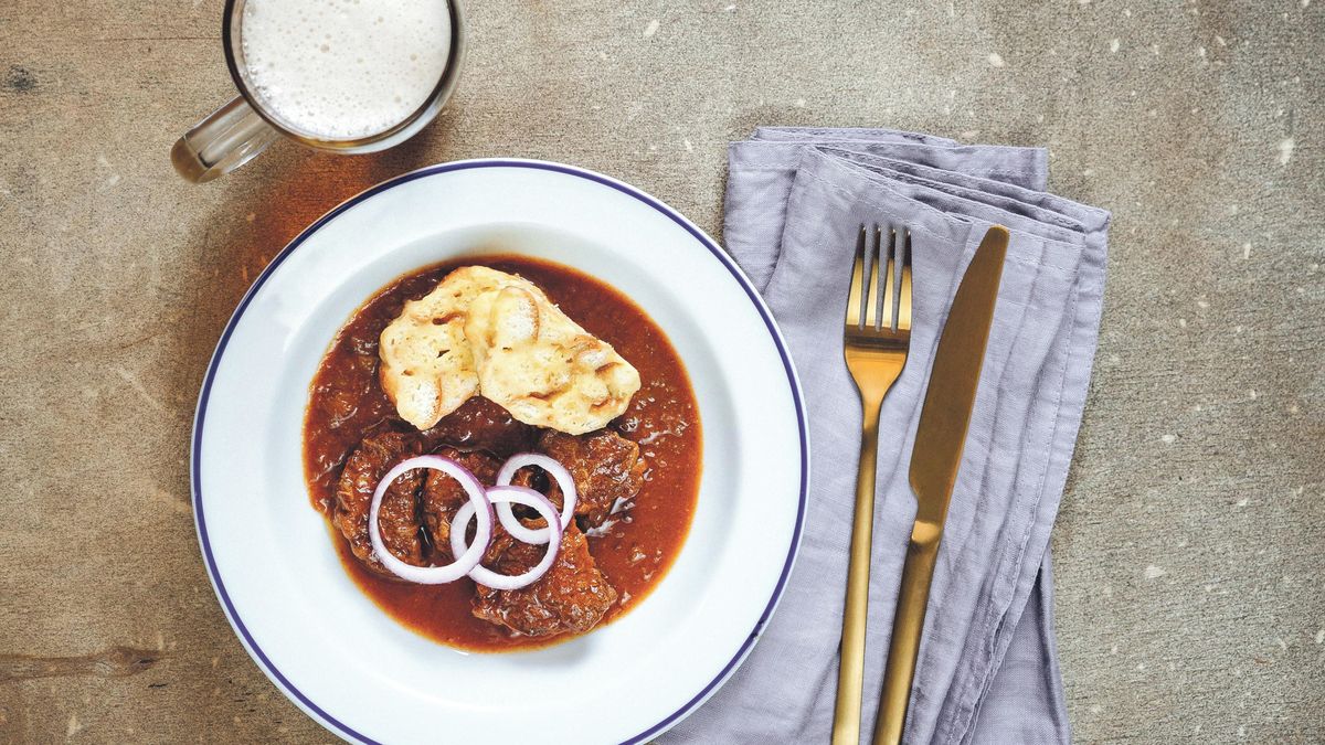 Recept na poctivý pivní guláš