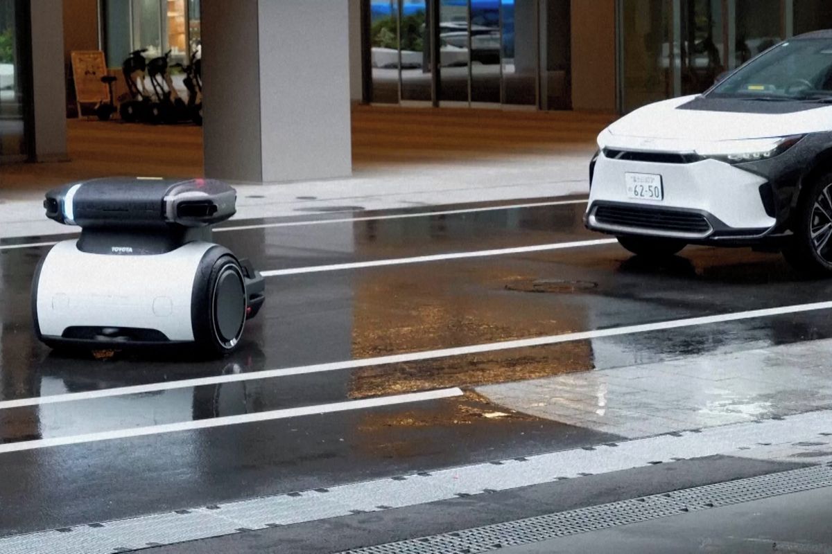 Vítejte ve Woven City. Městě, kde žijí roboti a lidé vedle sebe