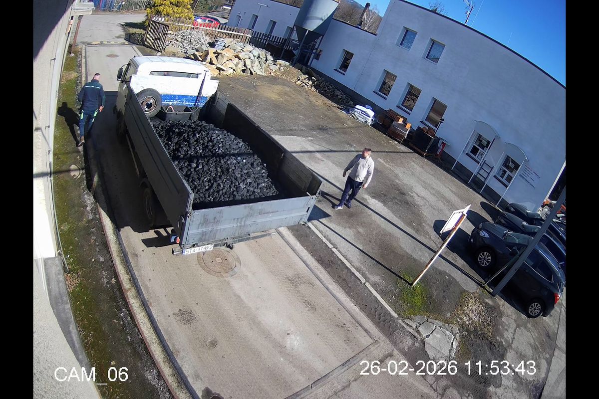 Podvodný prodej uhlí na Jablunkovsku? Polští prodejci údajně klamou množstvím i doklady