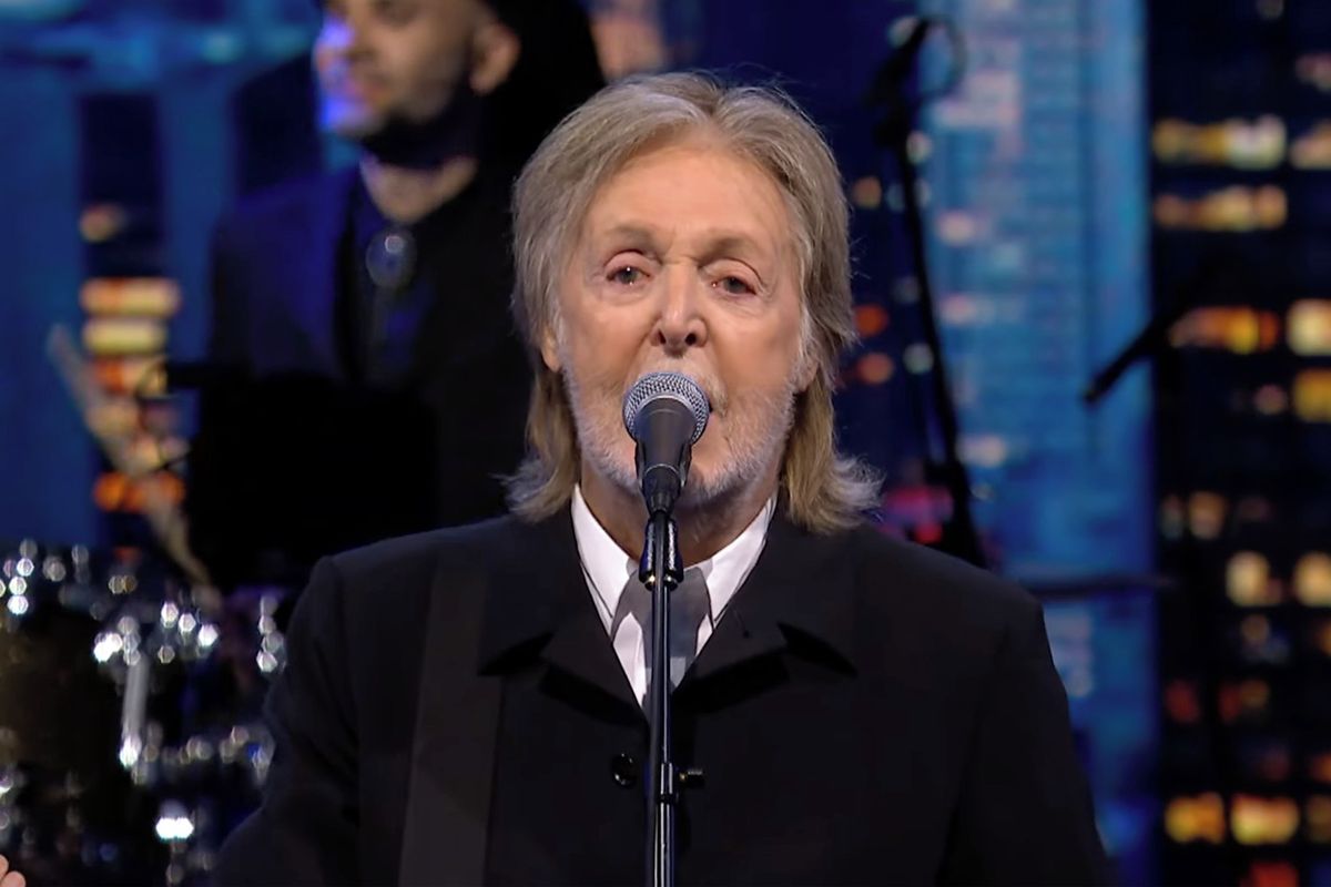 RECENZE: Paul McCartney vzpomíná a nic nekazí